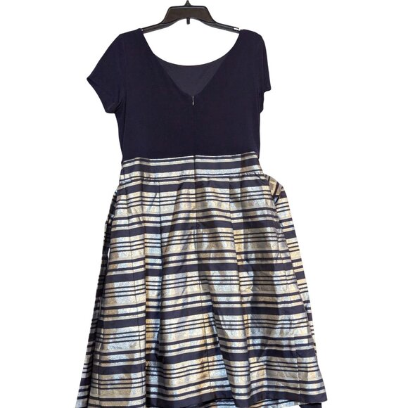 Navy & Silver Striped Party Dress With Metallic Accents Short Sleeve Womens Sz 1 - Picture 3 of 7